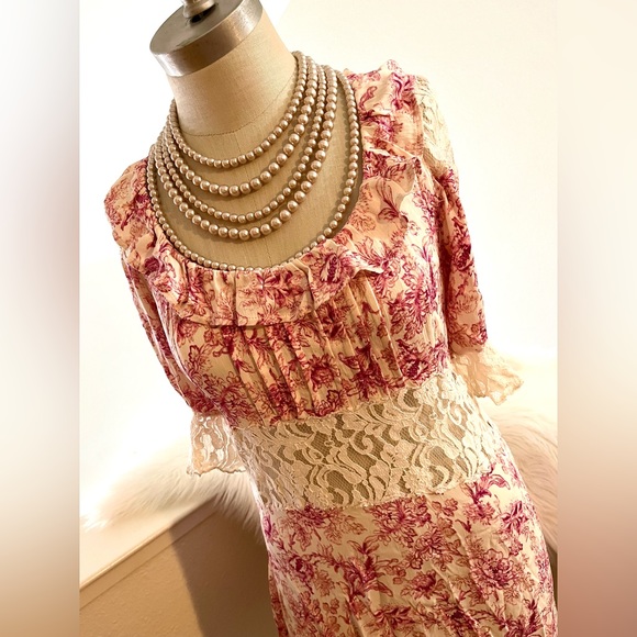 EUC 8 Cottage Core Floral Lace Dress - Picture 9 of 14